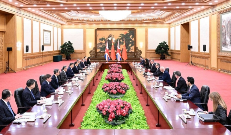 İngiltere Başbakanı Starmer’dan Sekiz Yıl Sonra İlk Çin Ziyareti: İşbirliği Mesajı