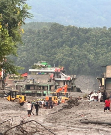 Nepal'deki Buzul Felaketinin Ardından Milyarlarca Dolarlık Yeniden İnşa Ve İklim Tazminatı Çağrısı