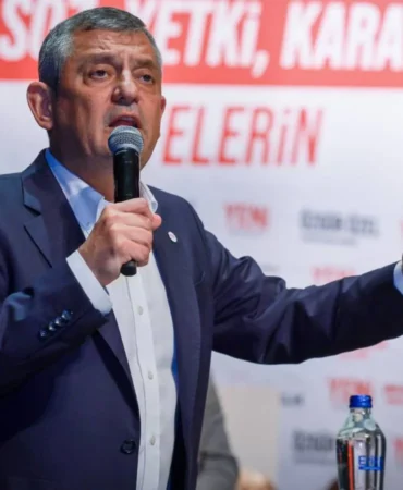 Özgür Özel Küçükçekmece İlçe Önseçiminde Fon İddiaları Üzerinden Hükümete Seslendi
