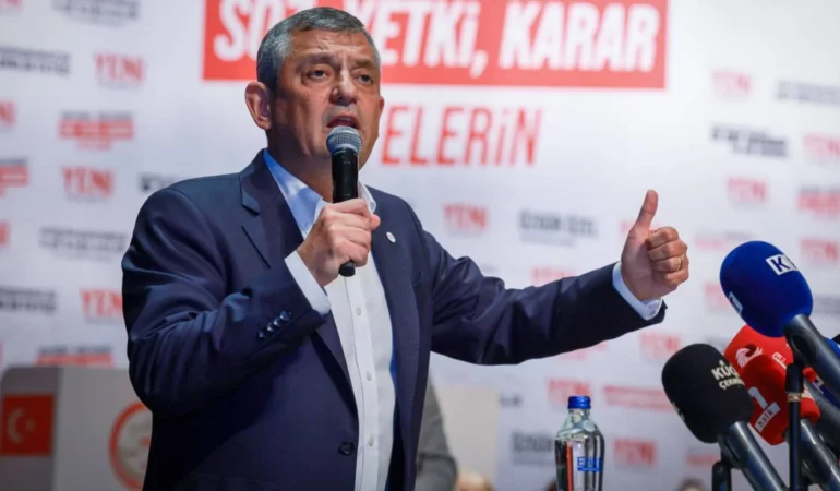 Özgür Özel Küçükçekmece İlçe Önseçiminde Fon İddiaları Üzerinden Hükümete Seslendi