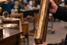 Bit pazarından 4 dolara alınan tablonun arkasındaki tarihi belge 2,42 milyon dolara satıldı