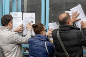 Yurt Dışında Çalışırken Türkiye'de Prim Ödeyen Sigortalı İptal Edilen Aylıklarını Faiziyle Alacak
