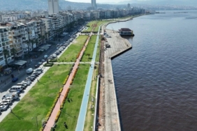 İzmir'de CHP'li 7 İlçe Belediye Başkanının AKP ile Görüştüğü İddia Edildi