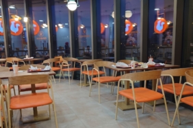 Popeyes İşletmecisi Sailormen Bölgesel Ağını Küçülterek İflastan Çıkış Planında Uzlaştı