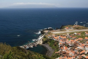 Corvo Adası Göç Eden Yavru Kuşları Korumak İçin Beş Gece Işıkları Kapattı